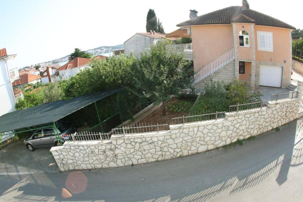 Apartment Bareta Trogir