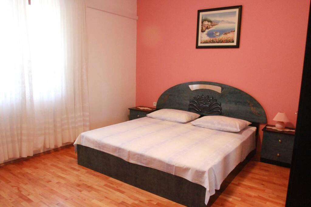 Apartment Bareta *